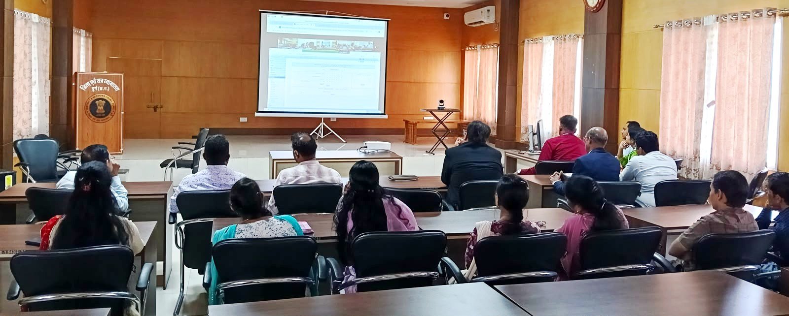 दुर्ग न्यायालय में ई-टिकट और ई-प्रमाणित प्रतिलिपि पर प्रशिक्षण, डिजिटल न्याय व्यवस्था को मिलेगा बढ़ावा