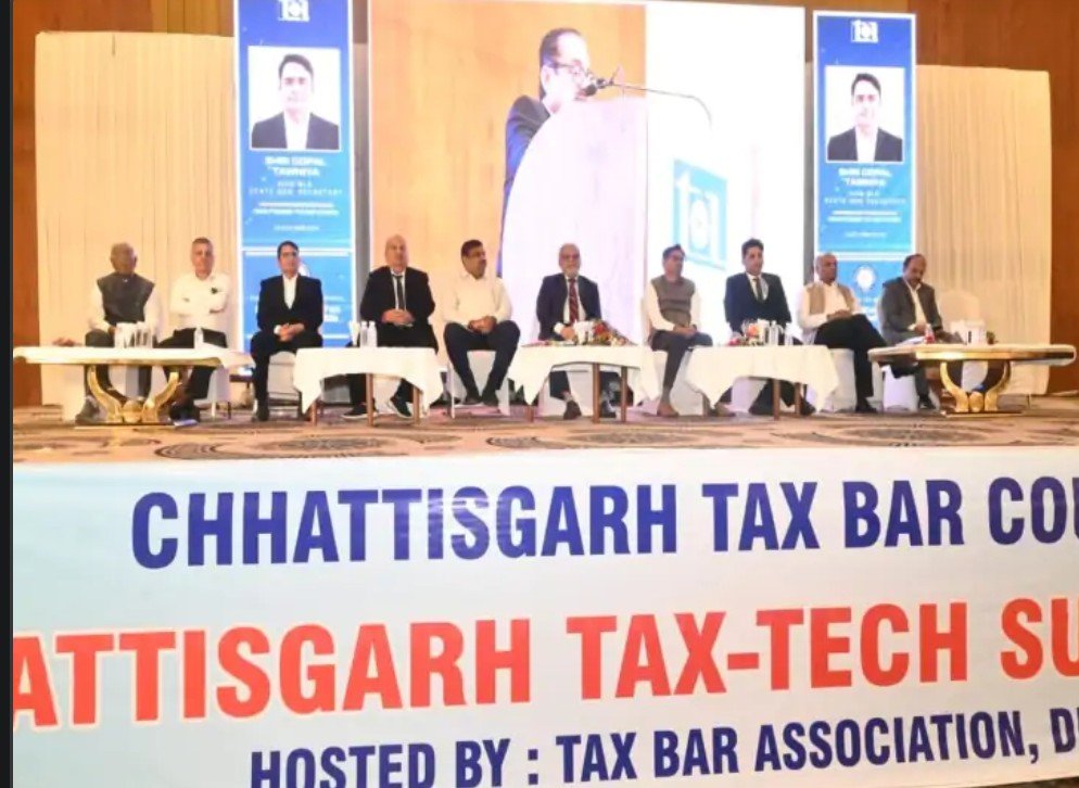 दुर्ग टैक्स टेक समिट 2026: वित्त मंत्री ओपी चौधरी ने अधिवक्ताओं के लिए बार रूम की मांग को दी मंजूरी, GST और AI पर भी हुई चर्चा