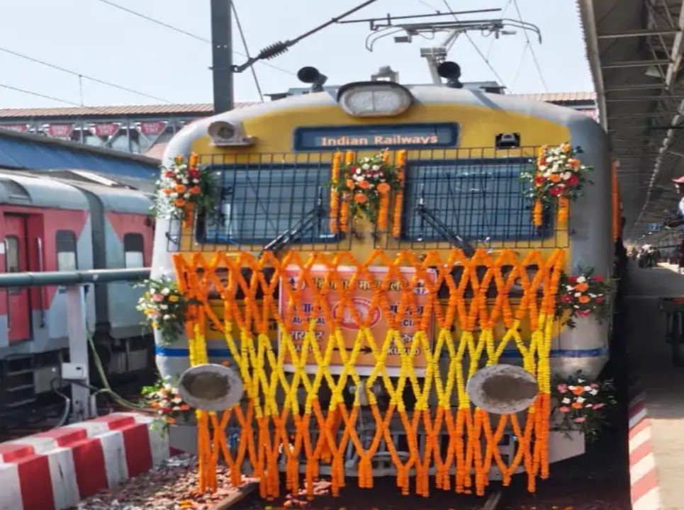 छत्तीसगढ़ को रेल कनेक्टिविटी की बड़ी सौगात, रावघाट तक पहुंची ट्रेन; ₹55 में कर सकेंगे रायपुर का सफर